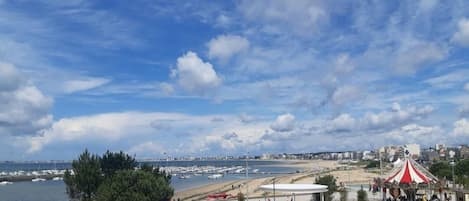 Uitzicht op strand/zee