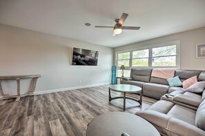 Living Area | Central Heat & A/C | Main Floor