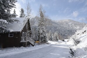 Cabin exterior and peaceful street