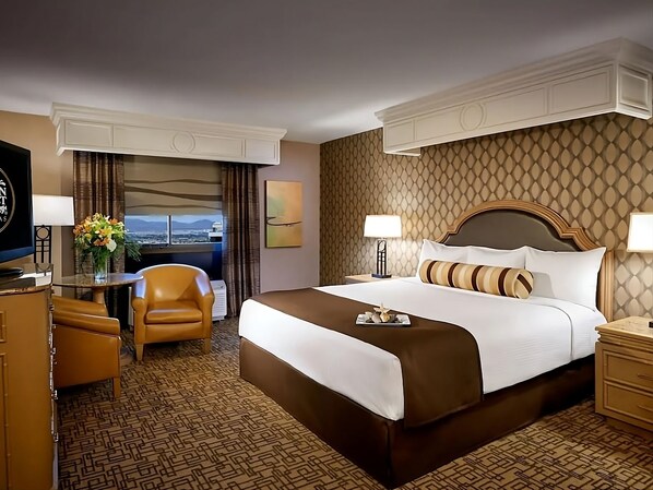 Bedroom.Exact unit will be assigned upon arrival. Views, colors, decor may vary
