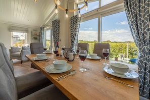 Sandy Toes, Burnham Market: Dine with a view