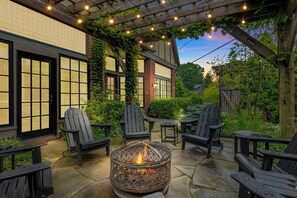 Another perfect outdoor space at The Black Door Bungalow - the beautiful fire pit area.