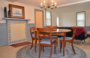 The dining table seats up to six. Beautiful details in the decor.