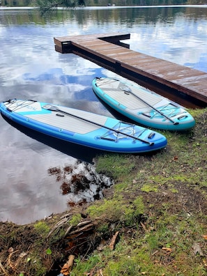 We provide stand up paddle boards for our guests to use, also with life vests.