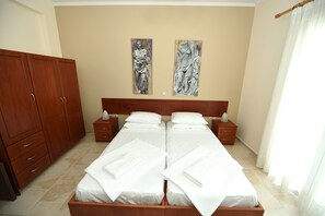 Platakia-Blu-Apt1-01 (5)