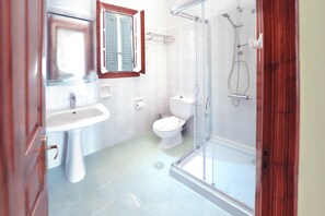 Platakia Blu Apt 03 - Bathroom