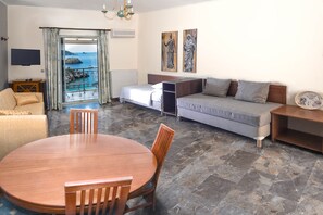Platakia Blu Apt4 03