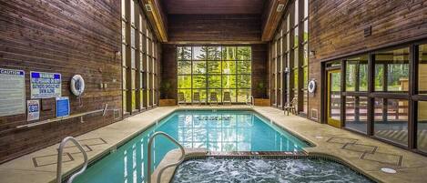 Community Indoor Pool &amp; Jacuzzi