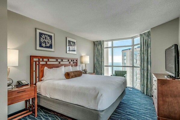 Gorgeous oceanfront master bedroom 