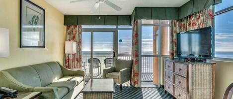 Spacious oceanfront living room 