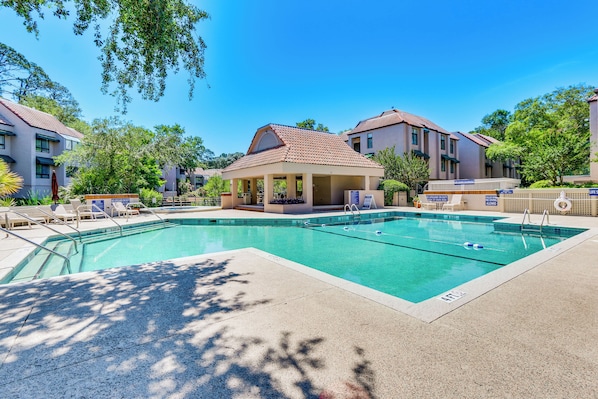 Hilton Head Vacation Rental | 2BR | 2BA | 1,200 Sq Ft | 2nd Floor Via Stairs
