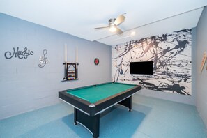 Spielezimmer