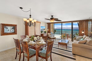 Valley Isle 208 dining area 1