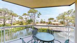 Outdoor Dining for Four