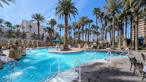 The Boulevard, a Hilton Grand Vacations Club_3.jpg