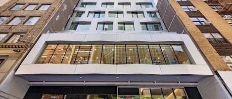 Hilton Club The Central at 5th New York_1.jpg