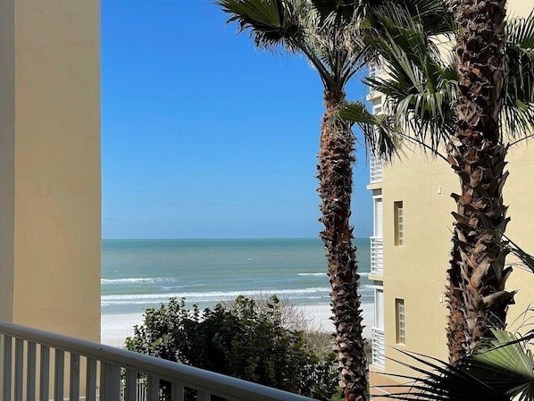 Beautiful Gulf sunsets from private balcony