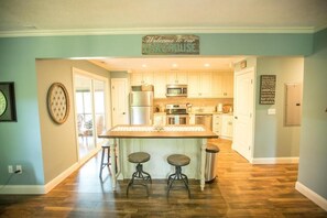 Kitchen with island