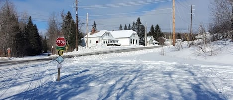 Snow and ski sports