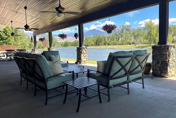 Large covered  patio with absolutely STUNNING mountain and river views.