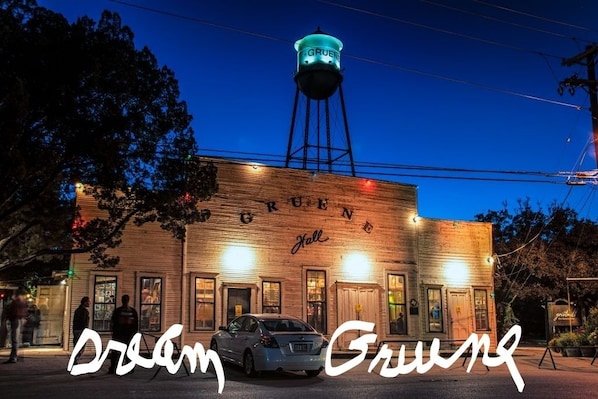 Make First Call @ Gruene Hall!