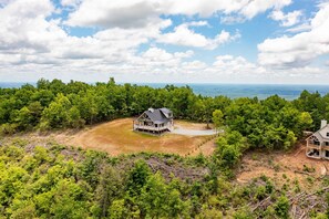 Mountain Top Getaway!