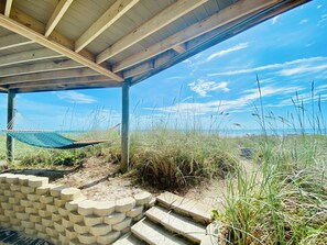 GROUND FLOOR LOOKING AT BEACH PATH