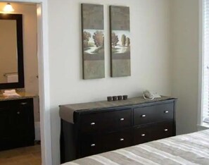 King bedroom
