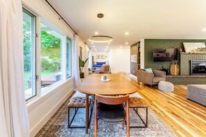 Dinner with a view! The oversized windows let in all the natural light.