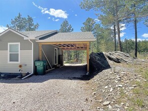 Single stall carport