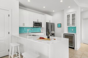 Newly renovated and fully stocked kitchen