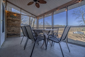 Screened in Porch