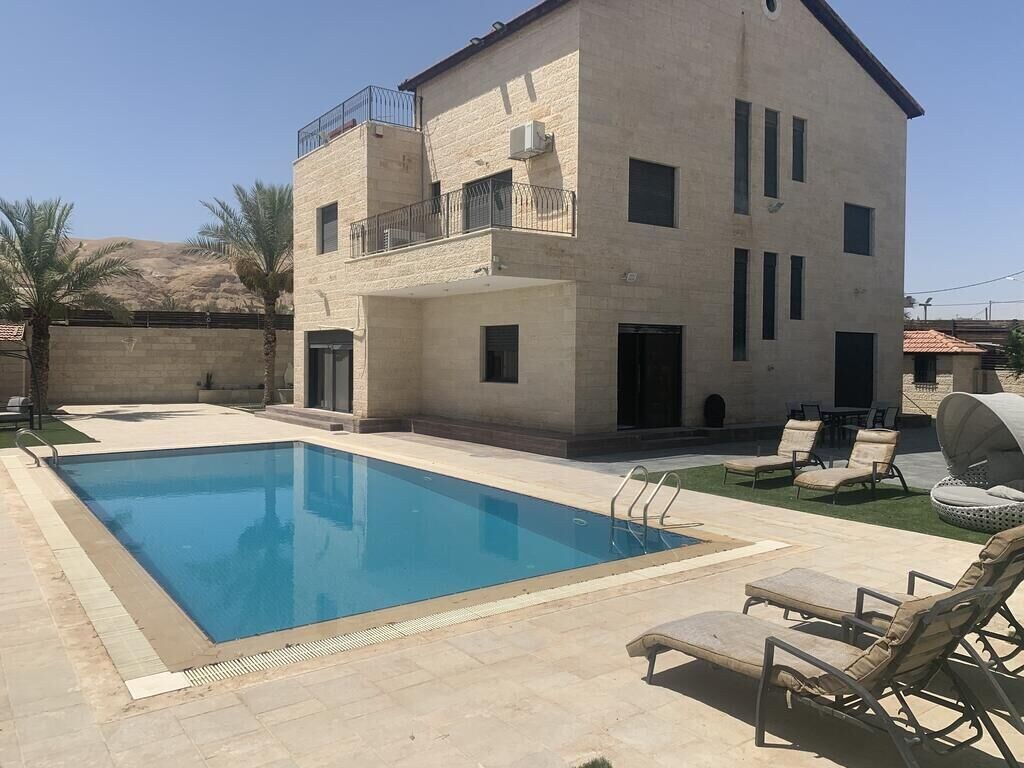 Picture of villa