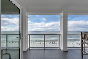 Vue sur la plage ou l’océan