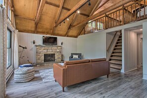 Living Room | Main Floor | Wood-Burning Fireplace | Telescope