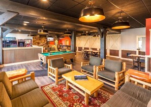 Stylish lobby with 24/7 front desk available