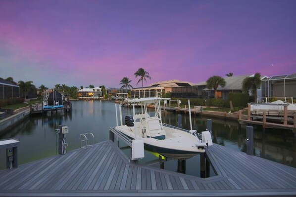 Dock