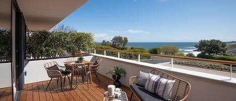 6 The Bay, Coldingham - the balcony is front-facing allowing for spectacular sea views