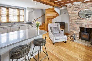 11 Bakekhouse Yard, Whitby - Host & Stay