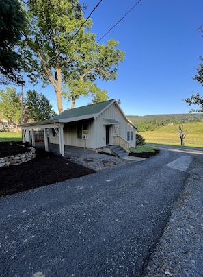 The Milk House at Nittany Meadow Farm 