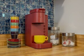 Kaffee und/oder Kaffeemaschine