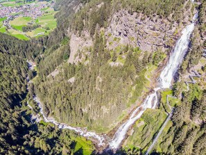 Wasservorräte, Pflanze, Wasser, Natürliche Landschaft, Wasserlauf, Steigung, Hochland, Biome, Berg