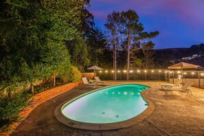 Enjoy peaceful canyon views and beautiful sunsets by the pool.