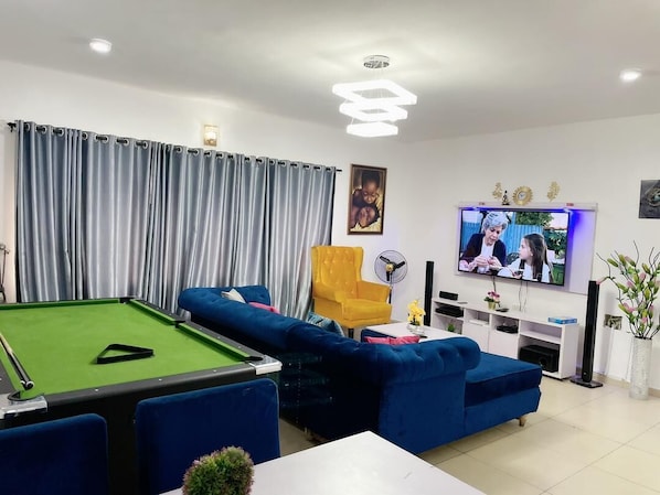 Spielezimmer