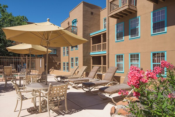 Deck / Pool Area