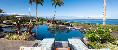 Welcome to Pacific Palms Villa 
Enjoy the days at the Hali'i Kai Ocean Club