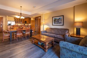 Flooring, Hardwood, Living Room, Room, Indoors