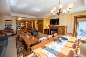 "Hardwood","Flooring","Floor","Chair","Furniture"