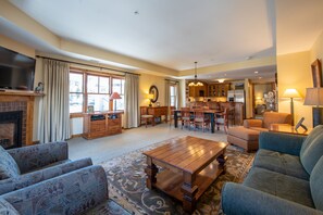 Flooring, Hardwood, Living Room, Room, Indoors