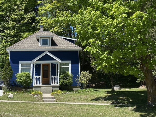 Birdsong Cottage